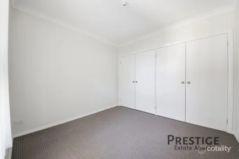 Property photo of 37 Glory Loop Catherine Field NSW 2557