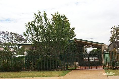 8 Gleeson Cres, Harlaxton, QLD 4350