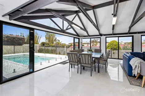 11 Berringer Way, Flinders, NSW 2529