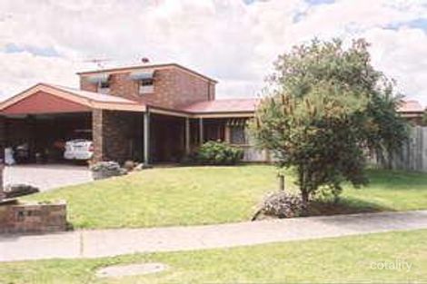 2 Howey Rd, Pakenham, VIC 3810