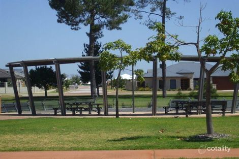 2 Pitch Way, Aubin Grove, WA 6164