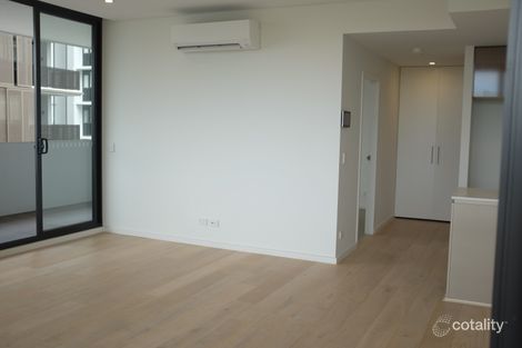 Property photo of 8073J/23 Bennelong Parkway Wentworth Point NSW 2127