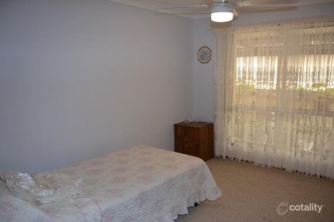 Property photo of 24 Yeramba Road Summerland Point NSW 2259