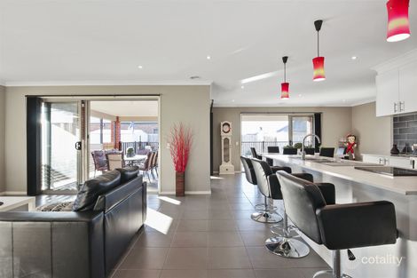 Property photo of 180 Warralily Boulevard Armstrong Creek VIC 3217