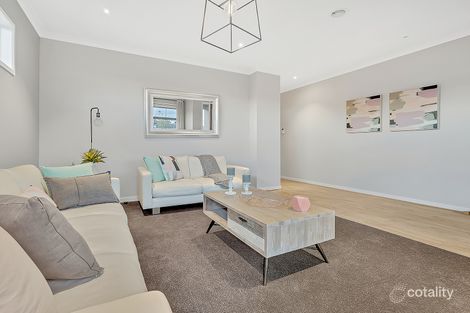 Property photo of 25 Newmarket Parade Mickleham VIC 3064