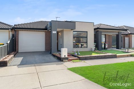 Property photo of 11 Bringa Drive Mickleham VIC 3064
