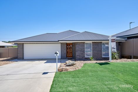 Property photo of 5 Thane Court Lloyd NSW 2650