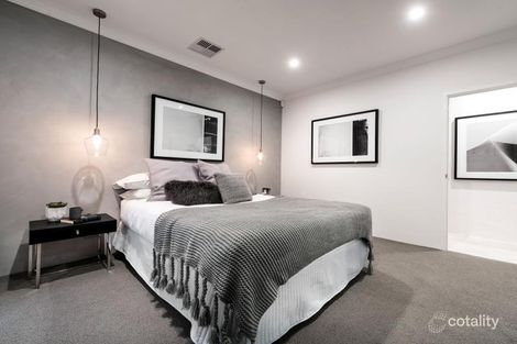 Property photo of 28 Impressions Drive Eglinton WA 6034