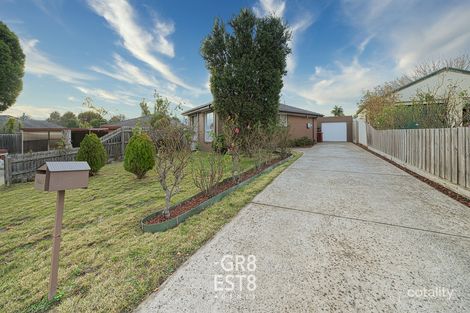 Property photo of 7 Whitestone Court Endeavour Hills VIC 3802