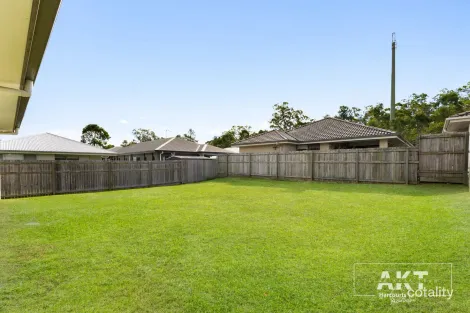 Property photo of 6 Rosewood Circuit Yarrabilba QLD 4207