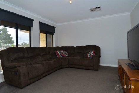 Property photo of 4 Wingate Street Somerville WA 6430