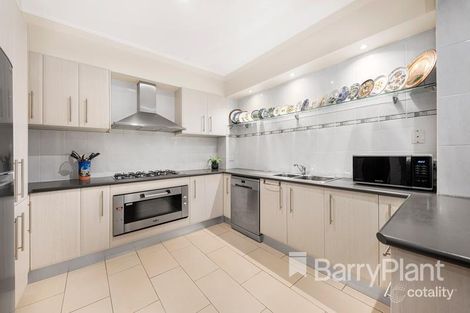 Property photo of 21 Palais Crescent South Morang VIC 3752