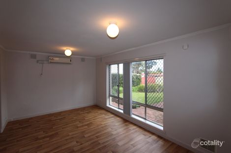 Property photo of 9H Shalford Way Girrawheen WA 6064