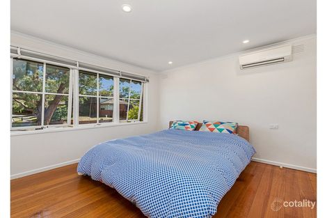 Property photo of 10 Binowee Avenue Yallambie VIC 3085