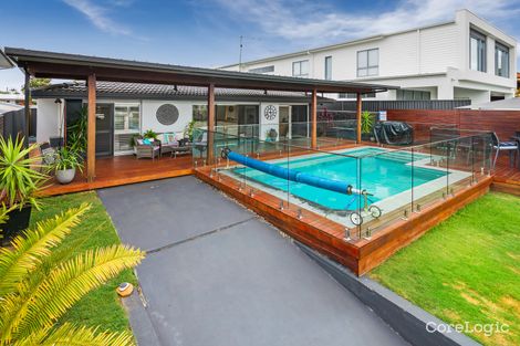 Property photo of 17 Vaggelas Crescent Biggera Waters QLD 4216