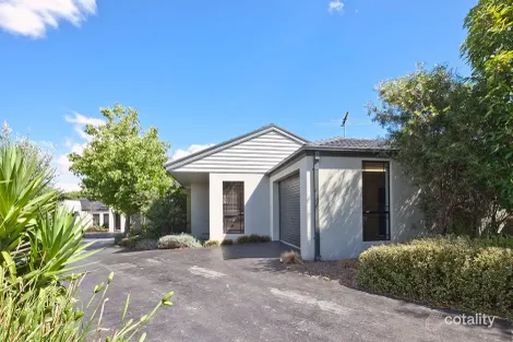 2/17 Douglas St, Hastings, VIC 3915