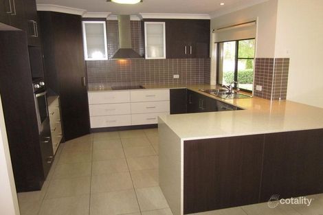 Property photo of 6 Manooka Crescent Highfields QLD 4352