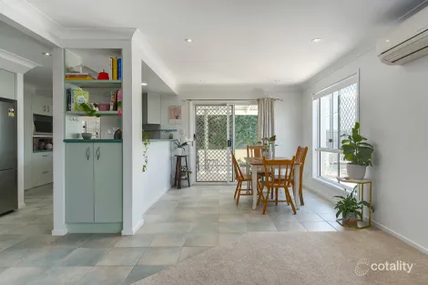 Property photo of 2/16 Hill Crescent Carina Heights QLD 4152