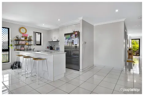 Property photo of 174 Lucas Street Gracemere QLD 4702