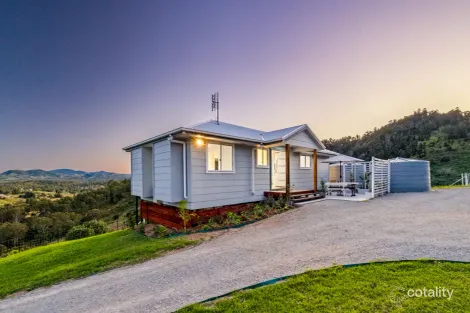 10 Highbury Lane, Chatsworth, QLD 4570