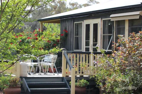 121 Orchard Pl, Inverell, NSW 2360