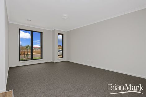 Property photo of 84 Cassinia Circuit Tarneit VIC 3029