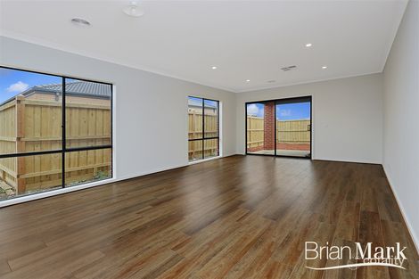 Property photo of 84 Cassinia Circuit Tarneit VIC 3029