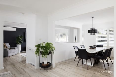 Property photo of 5 Kent Gardens Soldiers Point NSW 2317