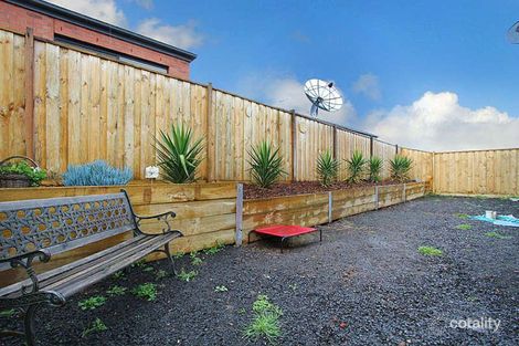 Property photo of 2 Chardia Court Brookfield VIC 3338