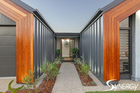 Property photo of 11 Headlands Esplanade Innes Park QLD 4670