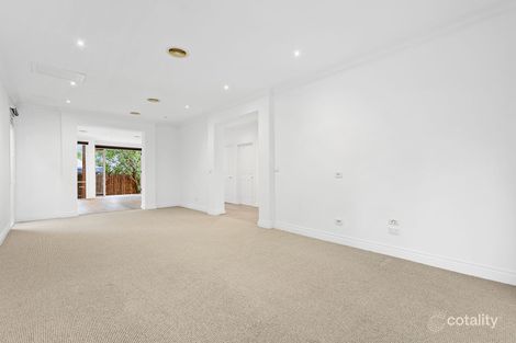 Property photo of 2/16 Nathan Grove Caulfield South VIC 3162