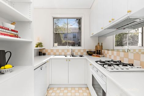 Property photo of 23 Cromwell Place South Yarra VIC 3141