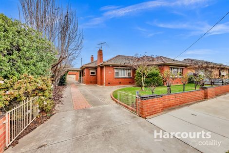 Property photo of 31 Younger Street Wangaratta VIC 3677