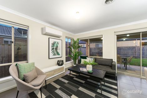 Property photo of 8 Canyon Avenue Clyde VIC 3978