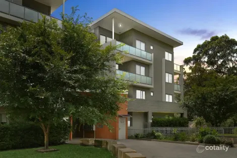 205d/2 Rowe Dr, Potts Hill, NSW 2143