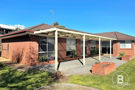 Property photo of 2 Chicquita Court Bacchus Marsh VIC 3340