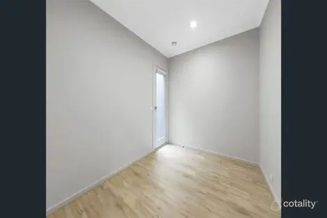 Property photo of 5 Hedgeley Avenue Deanside VIC 3336
