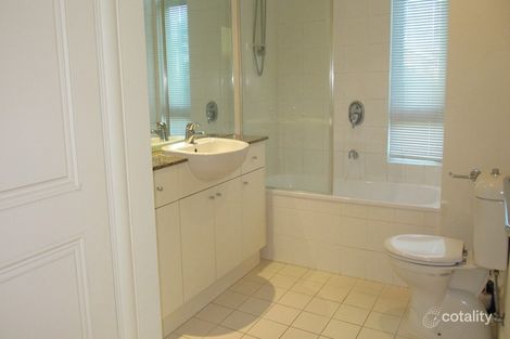 Property photo of 17/1 Graham Street Port Melbourne VIC 3207