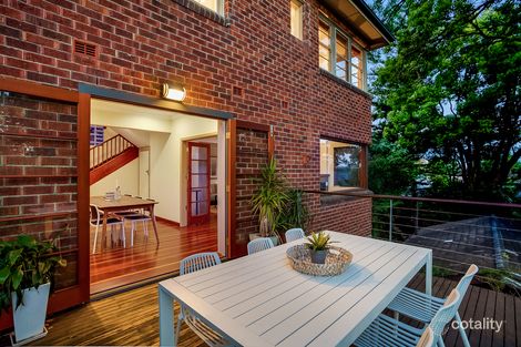 Property photo of 22 Strathallen Avenue Northbridge NSW 2063