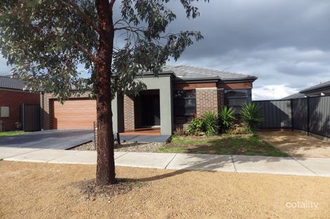 Property photo of 4 Fairhaven Boulevard Craigieburn VIC 3064