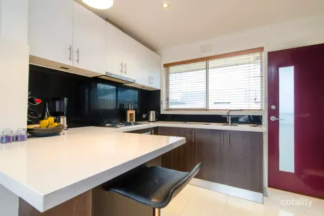 3/93 Blackshaws Rd, Newport, VIC 3015