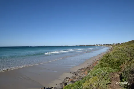 Property photo of 2/192-194 Griffiths Street Port Fairy VIC 3284
