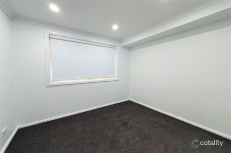 Property photo of 1/37 Ballantrae Drive St Andrews NSW 2566