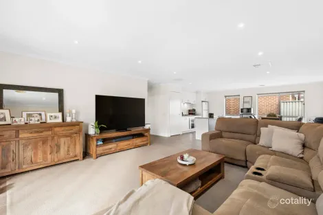Property photo of 27 Springwater Drive Lara VIC 3212