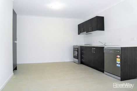 Property photo of 3 Cardamon Crescent Glenvale QLD 4350