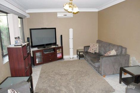 Property photo of 61 Grevillea Crescent Prestons NSW 2170