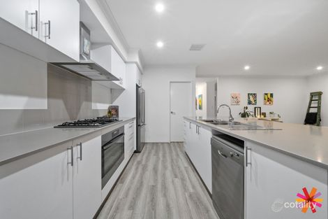 Property photo of 28 Frangipani Road Treeby WA 6164