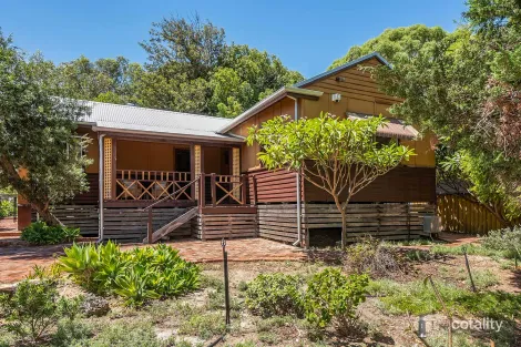 Property photo of 75 Snook Crescent Hilton WA 6163