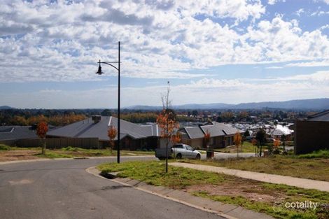 Property photo of 8 McGrath Court Wodonga VIC 3690