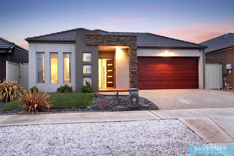 10 Jamieson Link, Caroline Springs, VIC 3023